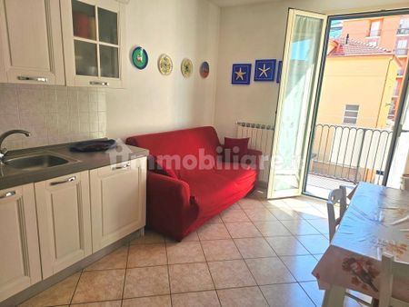 Bilocale via Aurelia 97, Centro, San Bartolomeo al Mare - Photo 3