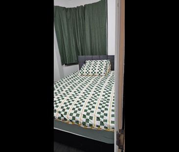 Room in a Shared House, Staniforth Road, S9 - Photo 4