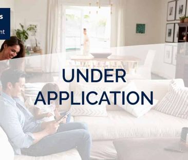 Large Family Home - Photo 1