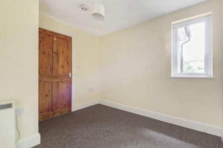 St Lukes Road, East Oxford, OX4 - Photo 2
