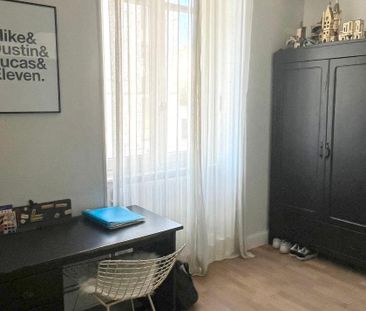 Location Appartement 5 pièces 115m² LYON 3ème - Photo 6