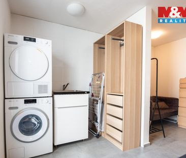 Pronájem bytu 5+kk 112 m², Hradec Králové - Фото 3