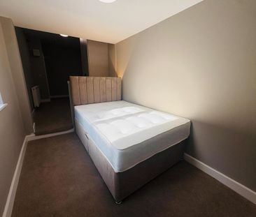 1 bedroom house of multiple occupation to rent - Photo 4