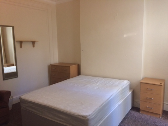 1 bedroom house of multiple occupation to rent - Photo 1