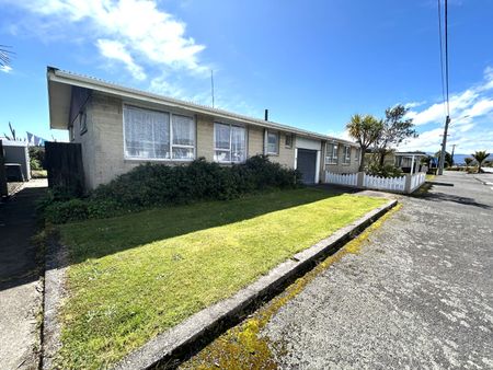 Unit C, 15 Brougham Street, Westport, Buller - Photo 2