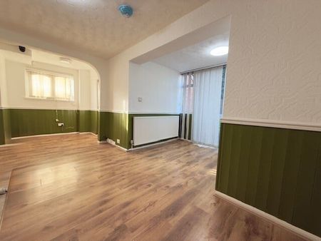 3 bedroom house to rent - Photo 2