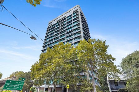 Unit 304/22-40 Sir John Young Cres, Woolloomooloo NSW 2011 - Apartment For Rent | Domain - Photo 2