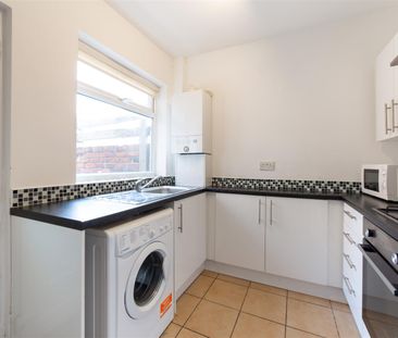 2 bed flat to rent in Second Avenue, Newcastle Upon Tyne, NE6 - Photo 6