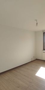 STUDIO EN HYPER CENTRE VILLE - LIMOGES - Photo 3