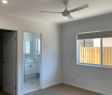 91 Foxglove Street, Caboolture QLD 4510 - House For Rent | Domain - Photo 3