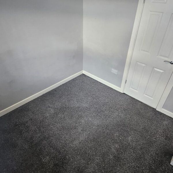 Broughton Avenue, Leeds, LS9 6BD - Photo 1