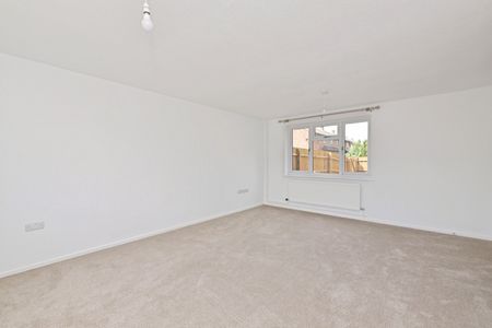 Lale Walk, Peterborough, Wittering - Photo 2