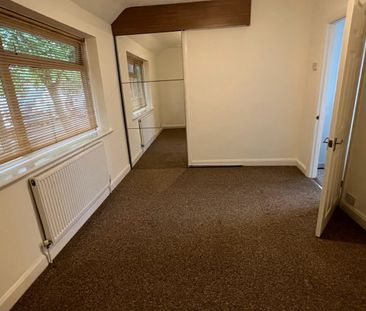 3 Bed Semi-Detached House, Hilderstone Road, B25 - Photo 4