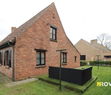 Pittoreske alleenstaande woning met garage en tuin! - Photo 1