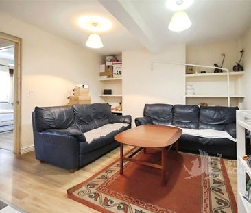 Aldershot Road, Guildford, GU2 8AJ - Photo 3