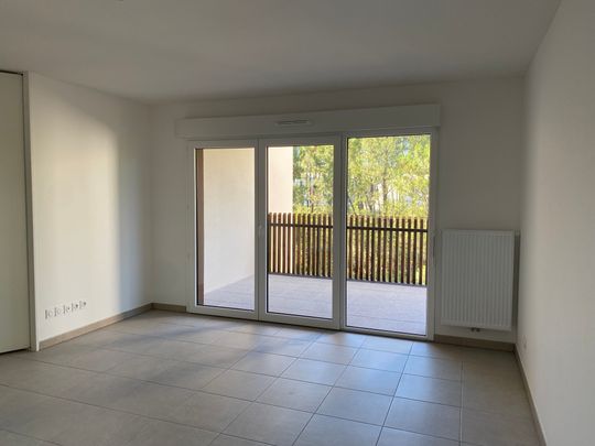 Location Appartement 4 pièces 83m² - Photo 1