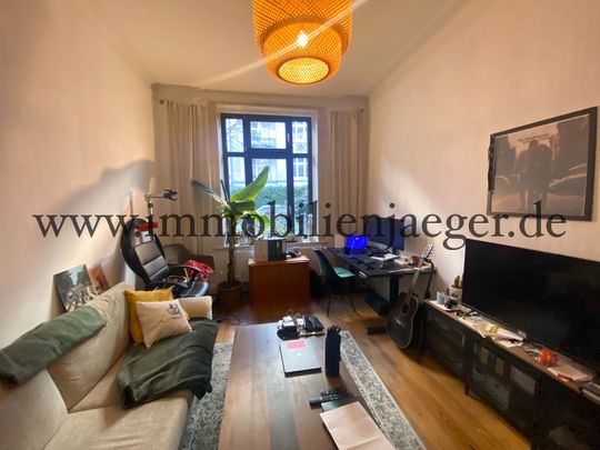 Eppendorf UKE Nähe - Altbau - Erdgeschoss mit Terrasse, hohe Decke mit Stuck, Holzdielen, gr. Küche - Foto 1