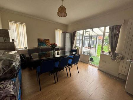 Downview Road, Worthing, BN11 - Photo 4