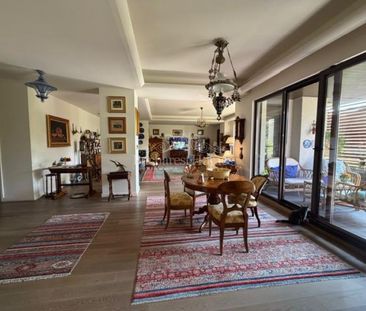 Exceptional Three Bedrooms Apartment, Kiseleff - Photo 2