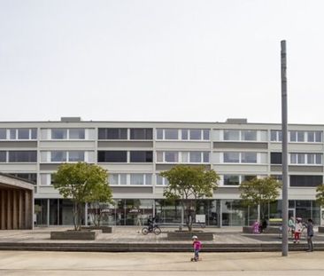 Be flexible and live on a budget - Photo 1