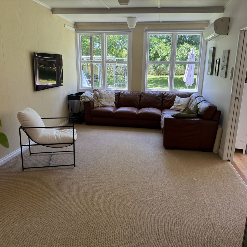 3 Bedrooms - SHORT TERM - Photo 1