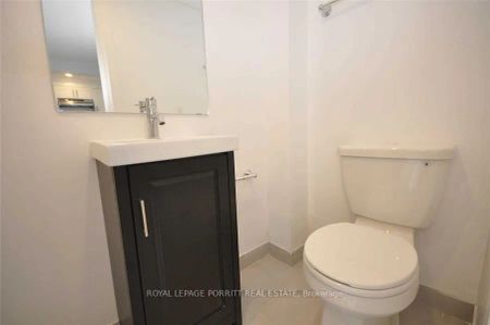 3465 Lake Shore Boulevard W #5 - Photo 5