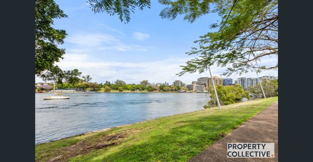 Stylish Urban Living in Fortitude Valley - Photo 1