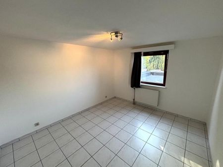 Ruim tweeslaapkamerappartement in het hartje van Liedekerke! - Foto 4