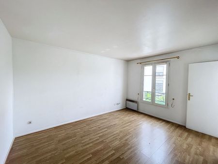 Location Appartement 1 pièce 22m² - Photo 4