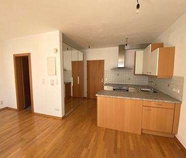 Singles aufgepasst: Zentrale 1-Zimmer-Terrassenwohnung im Herzen vo... - Photo 3