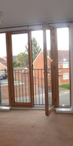 2 bedroom apartment to rent - Photo 4