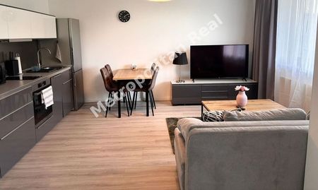 Zariadený 1 izbový byt s veľkorysým balkónom v Petržalke - Photo 2