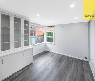 Refined Family Living in a Coveted Roselands Address - Photo 5