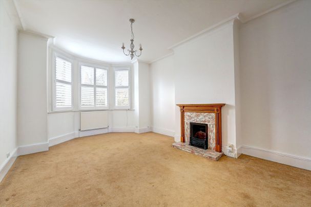 Berkeley Place, Wimbledon Village, SW19, London - Photo 1