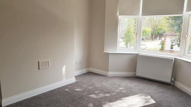 3 bedroom flat to rent - Photo 1