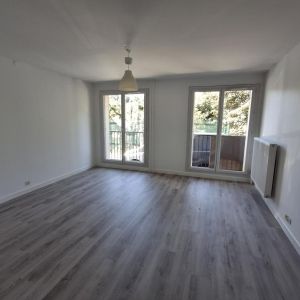 Location Appartement à PONT EN ROYANS - Photo 2