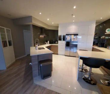 2 bedroom 2 bathroom - 17ave / Downtown - LOCATION | 310 - 1800 14a... - Photo 1