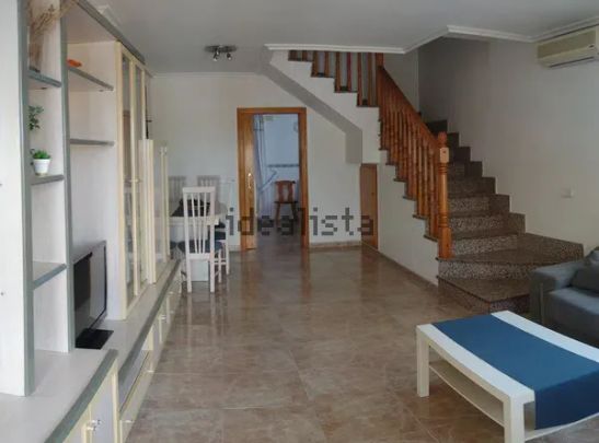 Alquiler de chalet adosado en Calle Mar del Norte, 26 - Photo 1