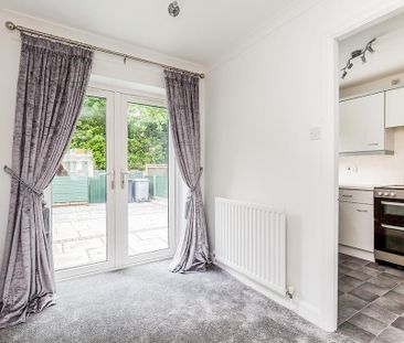 2 bedroom terraced house to rent - Photo 2