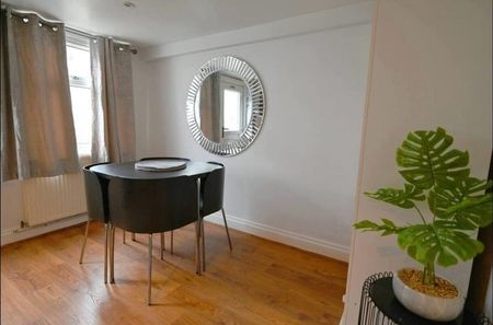 Room in a Shared House, William St, RG1 - Photo 2