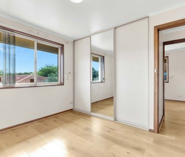 24 De Pledge Court, Wynn Vale SA 5127 - Photo 3