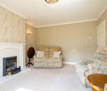 2 bedroom bungalow to rent - Photo 2