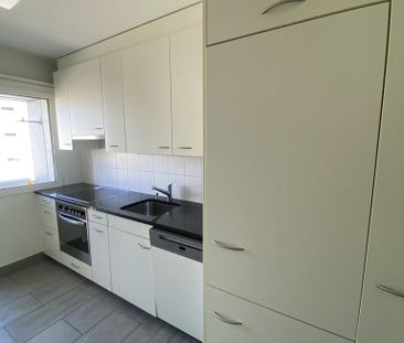 Moderne Wohnung in gepflegter Liegenschaft - Photo 3