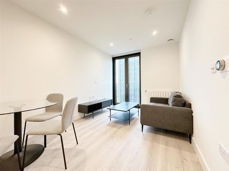 Menara Point, TwelveTrees Park, 1 Affinity View - Photo 2