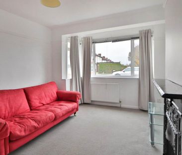 3 bedroom terraced house to rent - Photo 3