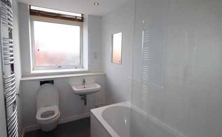 Tranquilty House, LS15 - Photo 5