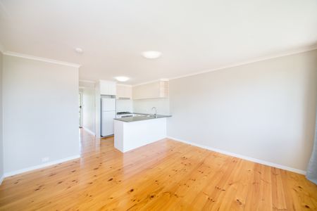 6/35 Longfellow Street, Norman Park QLD 4170 - Apartment For Rent | Domain - Photo 4