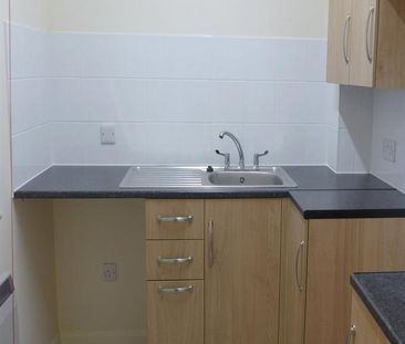 1 bedroom retirement property to rent - Photo 2