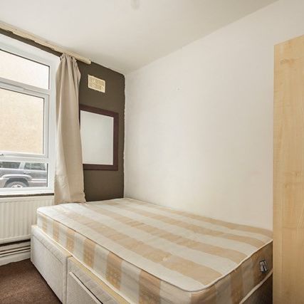 Wyfold Road, Fulham, London, SW6 - Photo 1