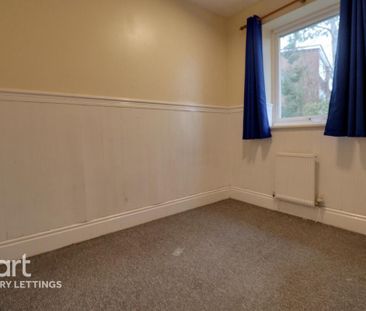 2 bedroom semi-detached house to rent - Photo 6